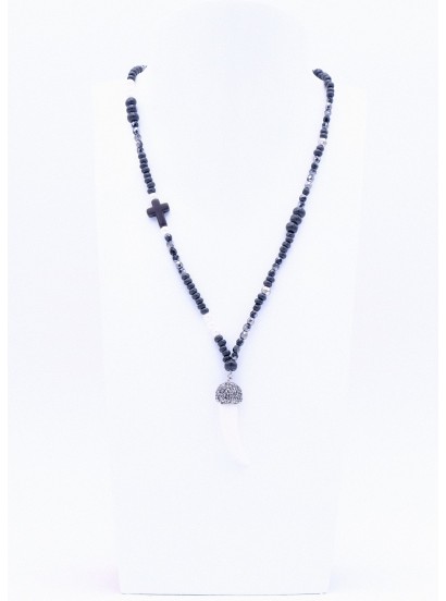 Schwarze Perlenkette mit Zahnanhänger