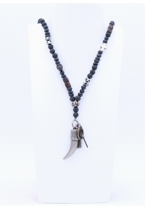 Kette mit silbernen Zahn Anhänger in Schwarz Kette mit silbernen Zahn Anhänger in Schwarz