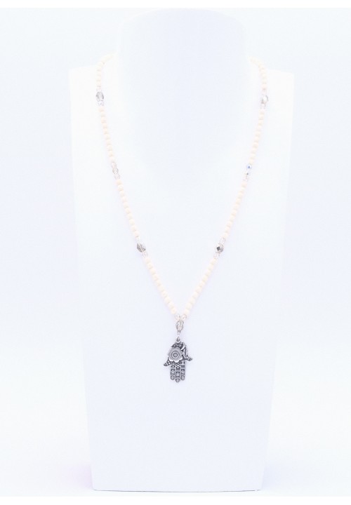 Hamsa Hand Anhänger mit Elfenbeinfarbener Perlenkette Hamsa Hand Anhänger mit Elfenbeinfarbener Perlenkette